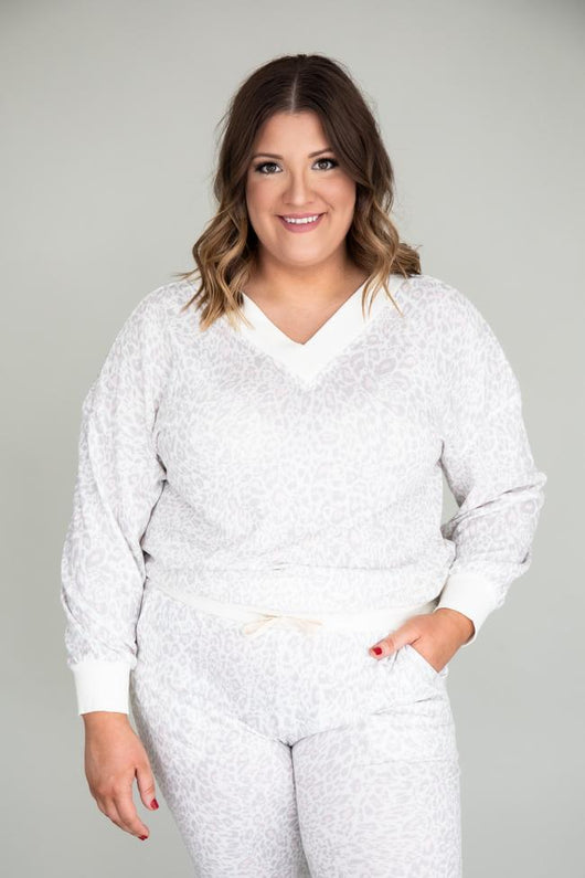 Simple Rhyme Animal Print White Pullover