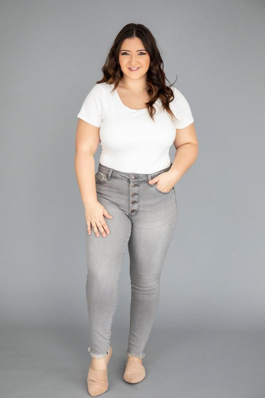 The Chelsie Grey Jeans
