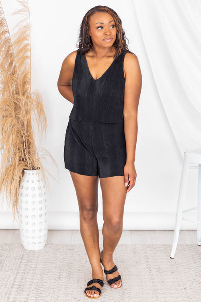 LIVING MY BEST STYLE X PINK LILY Chasing Cities Black Pleated Romper
