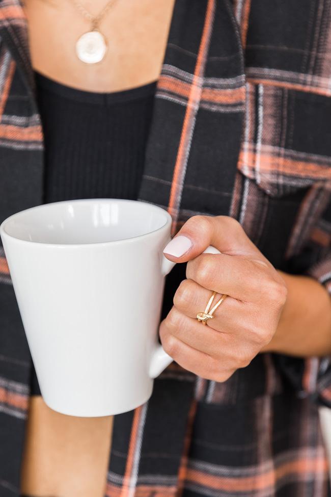 Similar Views Gold Knotted Ring