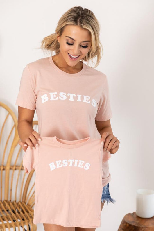 Besties Graphic Tee Peach