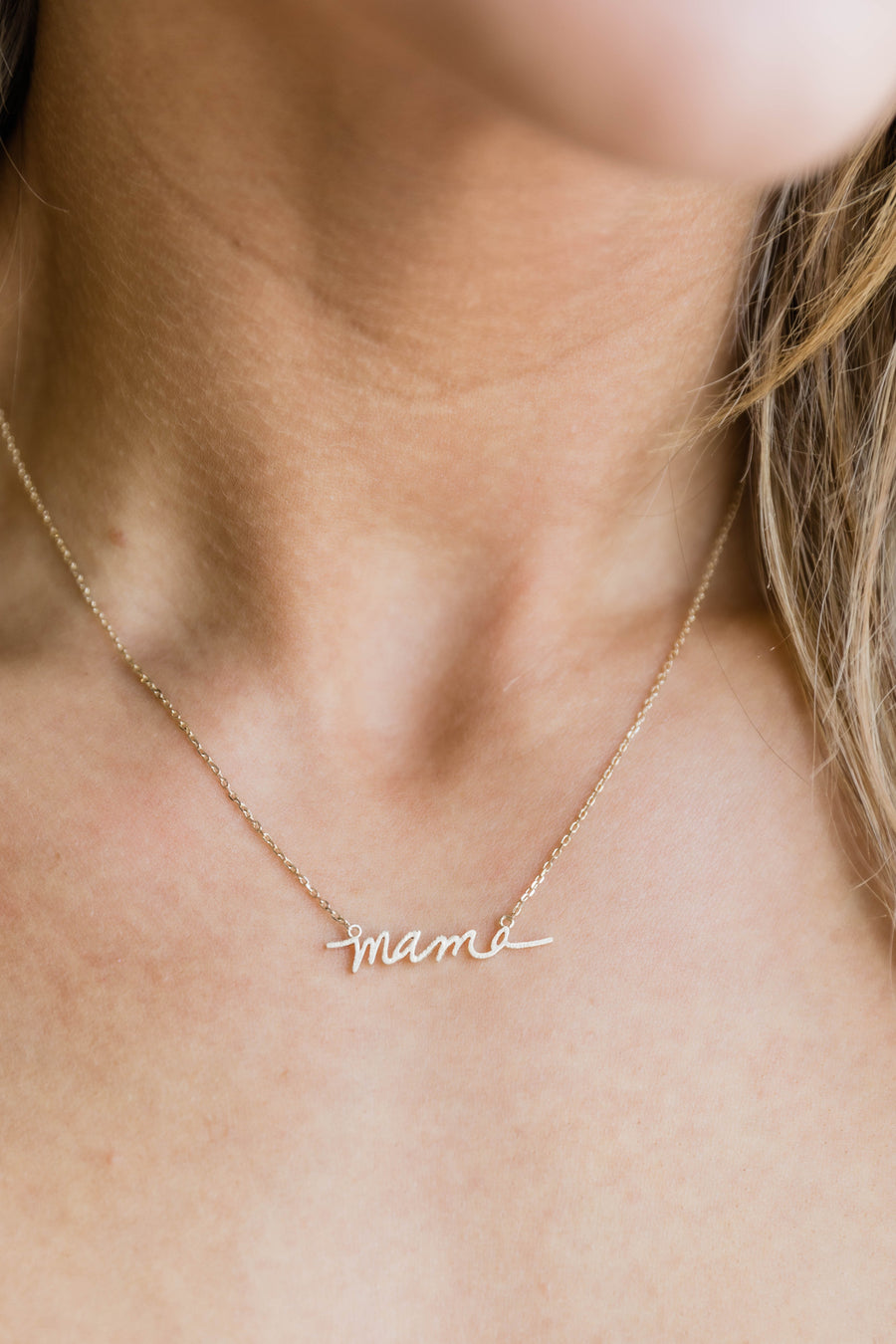 Dazzling Days Mama Necklace Gold