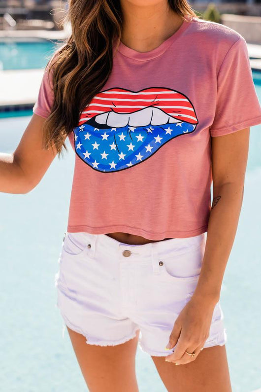 USA Flag Lips Cropped Graphic Tee Mauve