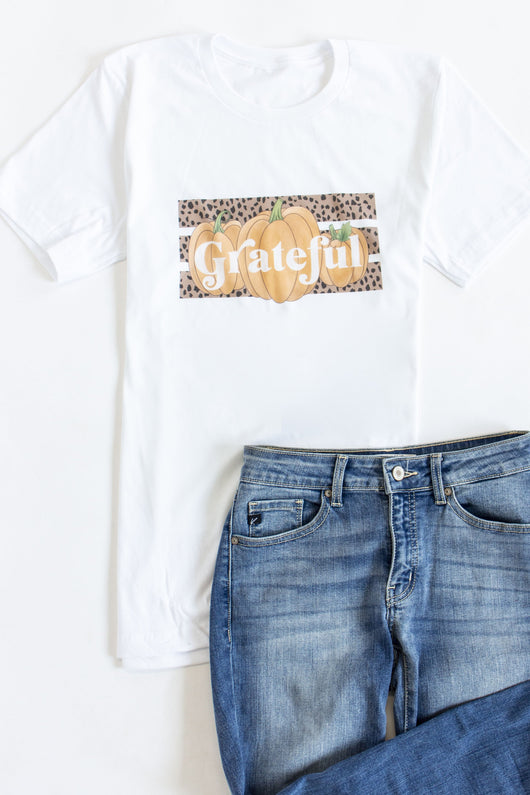 Grateful Pumpkin Graphic White Tee